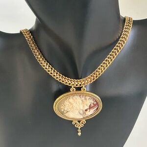 1928 Cameo Gold Tone Necklace